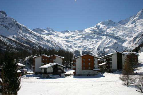 Frais de Saas Suisse code promo booking.com