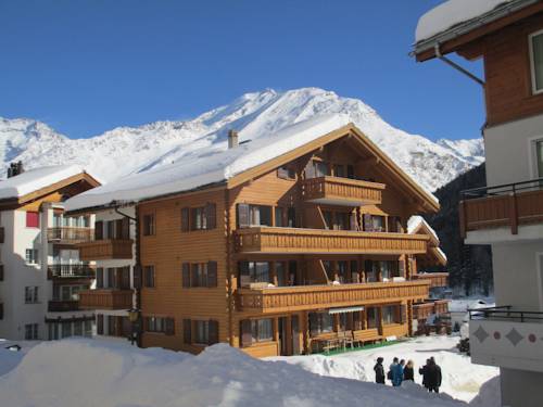 Frais de Saas Suisse code promo booking.com