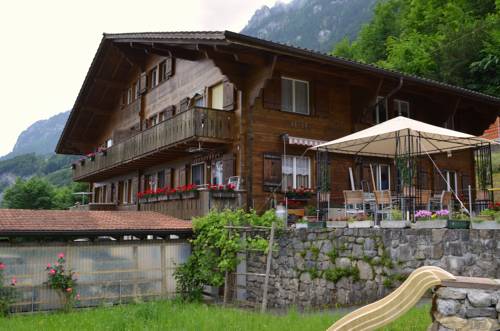 Iseltwald Suisse code promo booking.com