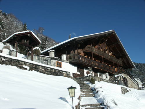 Troistorrents Suisse code promo booking.com