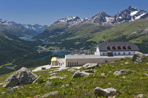 Samedan Suisse code promo booking.com