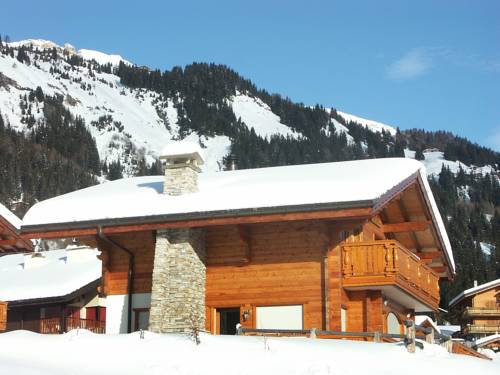 Ayent Suisse code promo booking.com