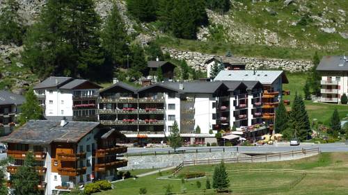 Saas Almagell Suisse code promo booking.com