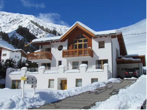 Samnaun-Compatsch Suisse code promo booking.com