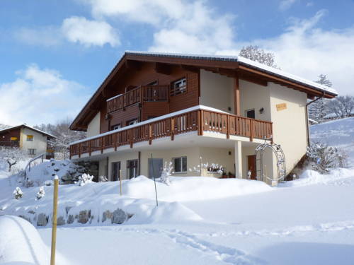Lentille Suisse code promo booking.com