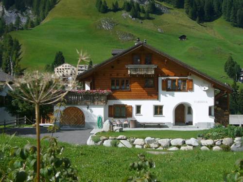 Splügen Suisse code promo booking.com